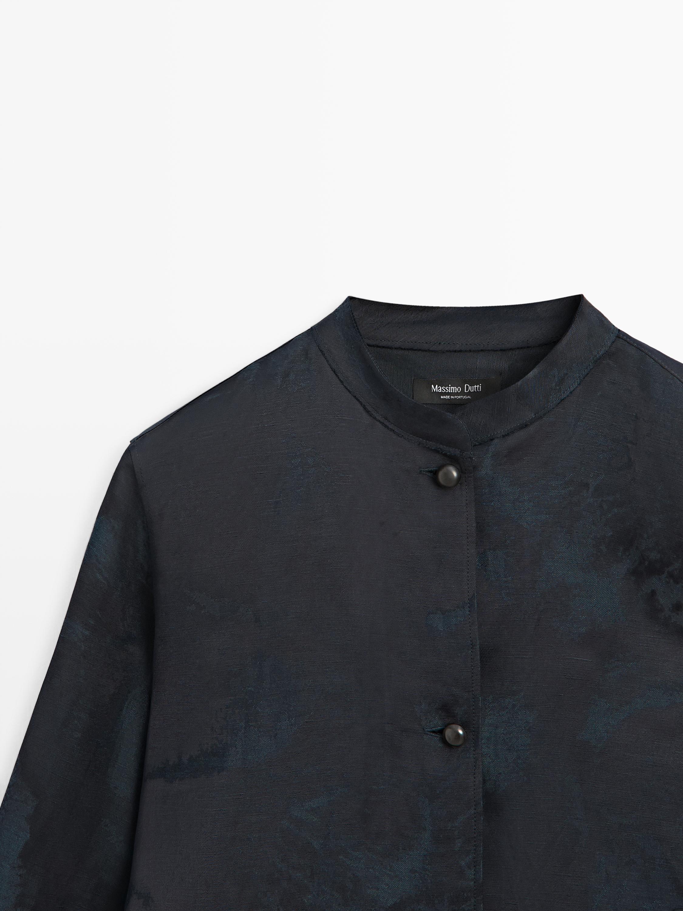 Flowing jacquard shirt